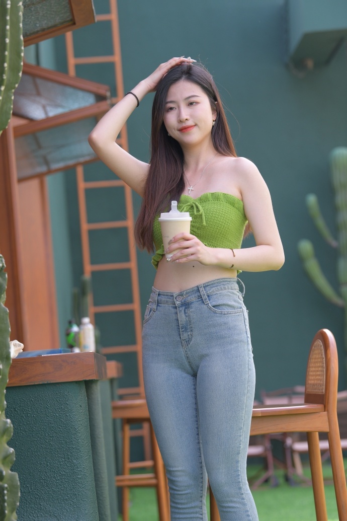 人成免费观电影安卓体验服VPP电子手机aPP8x8x(图1)
